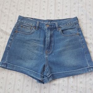 High waisted AEO denim shorts